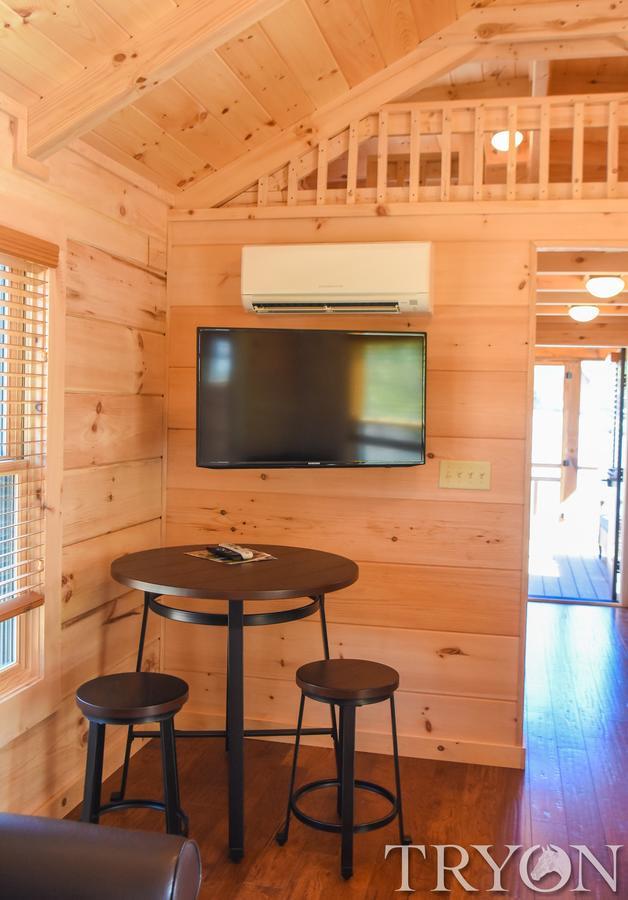 Tryon Resort Mill Spring Екстериор снимка