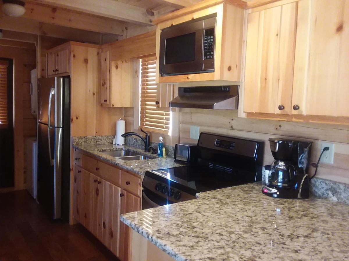 Tryon Resort Mill Spring Екстериор снимка
